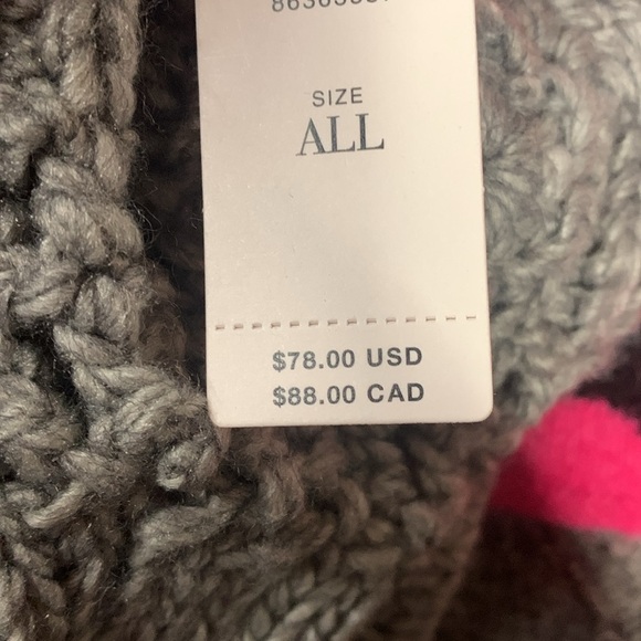 Anthropologie embroidered hood gray one size new with tags amazing ?